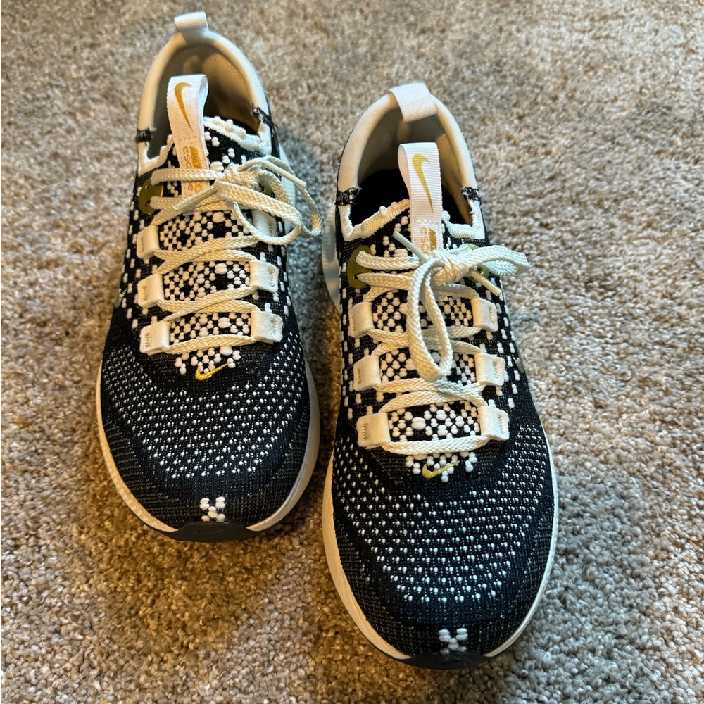 Nike React running shoe, women’s size 8.5, nearly brand new